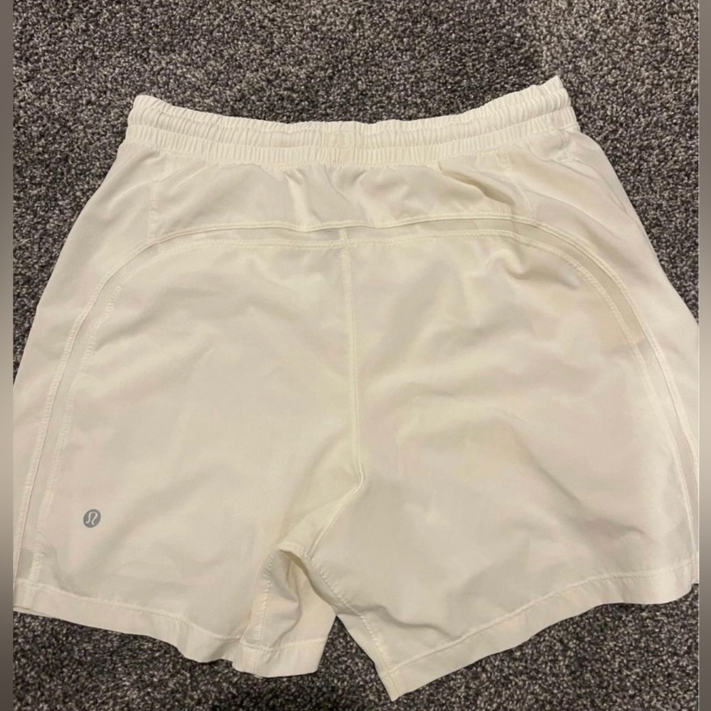 LULULEMON MENS SHORTS